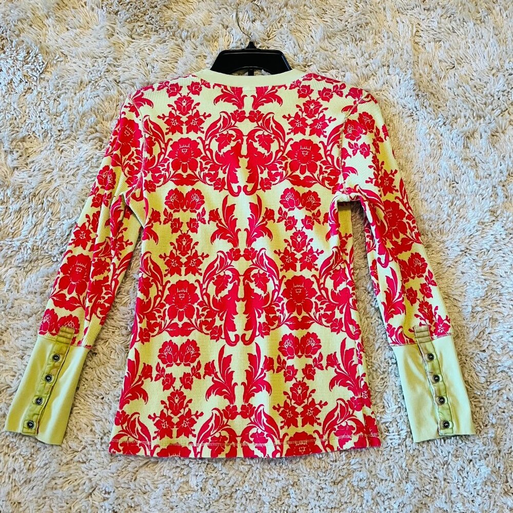 Sundance Damask Thermal Top in Fuschia/Chartreuse, Size Medium Petite, EC - Picture 2 of 8